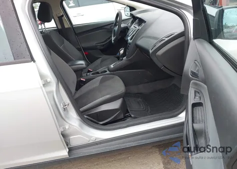 2012 Ford Focus Se z USA, uszkodzony, nr VIN 1FAHP3F24CL249483